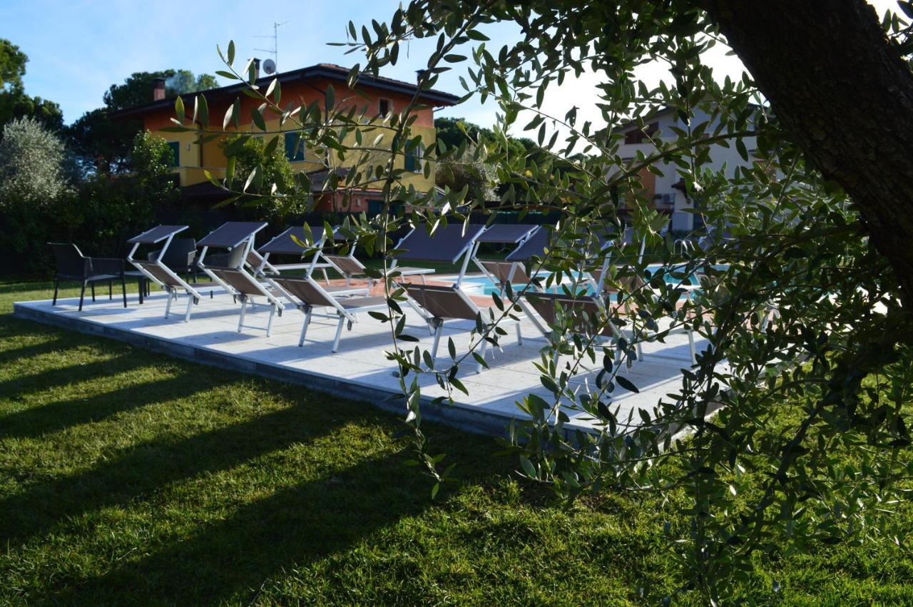 The Swan B&B Manerba del Garda Luaran gambar