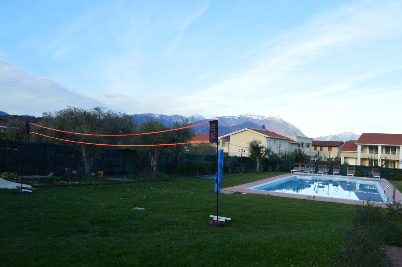 The Swan B&B Manerba del Garda Luaran gambar