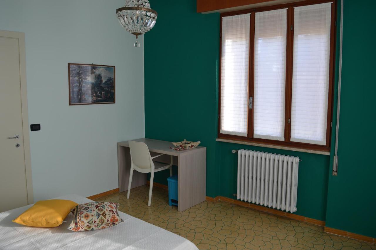 The Swan B&B Manerba del Garda Luaran gambar